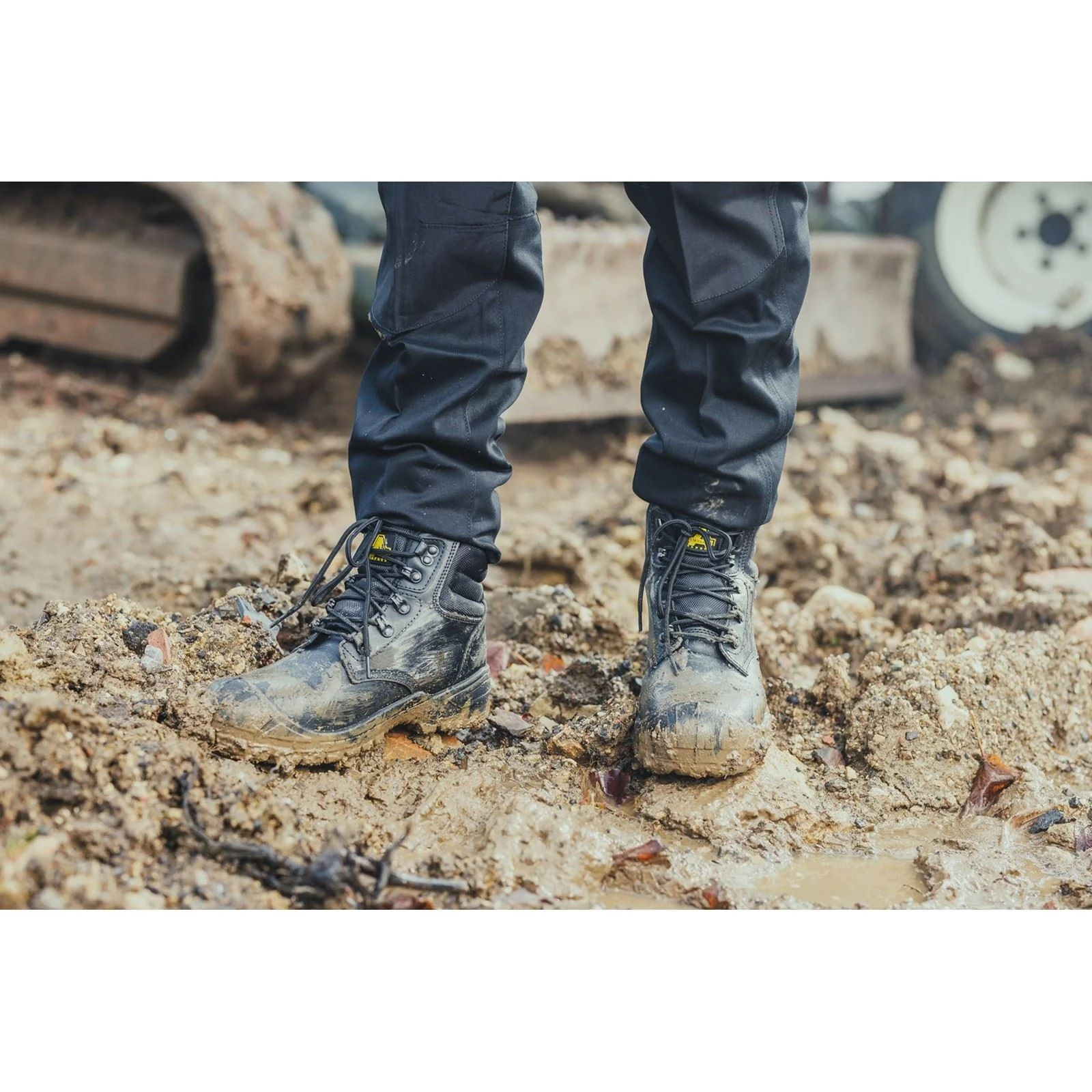 Amblers Safety 241 Safety Boot in Black - Image 7