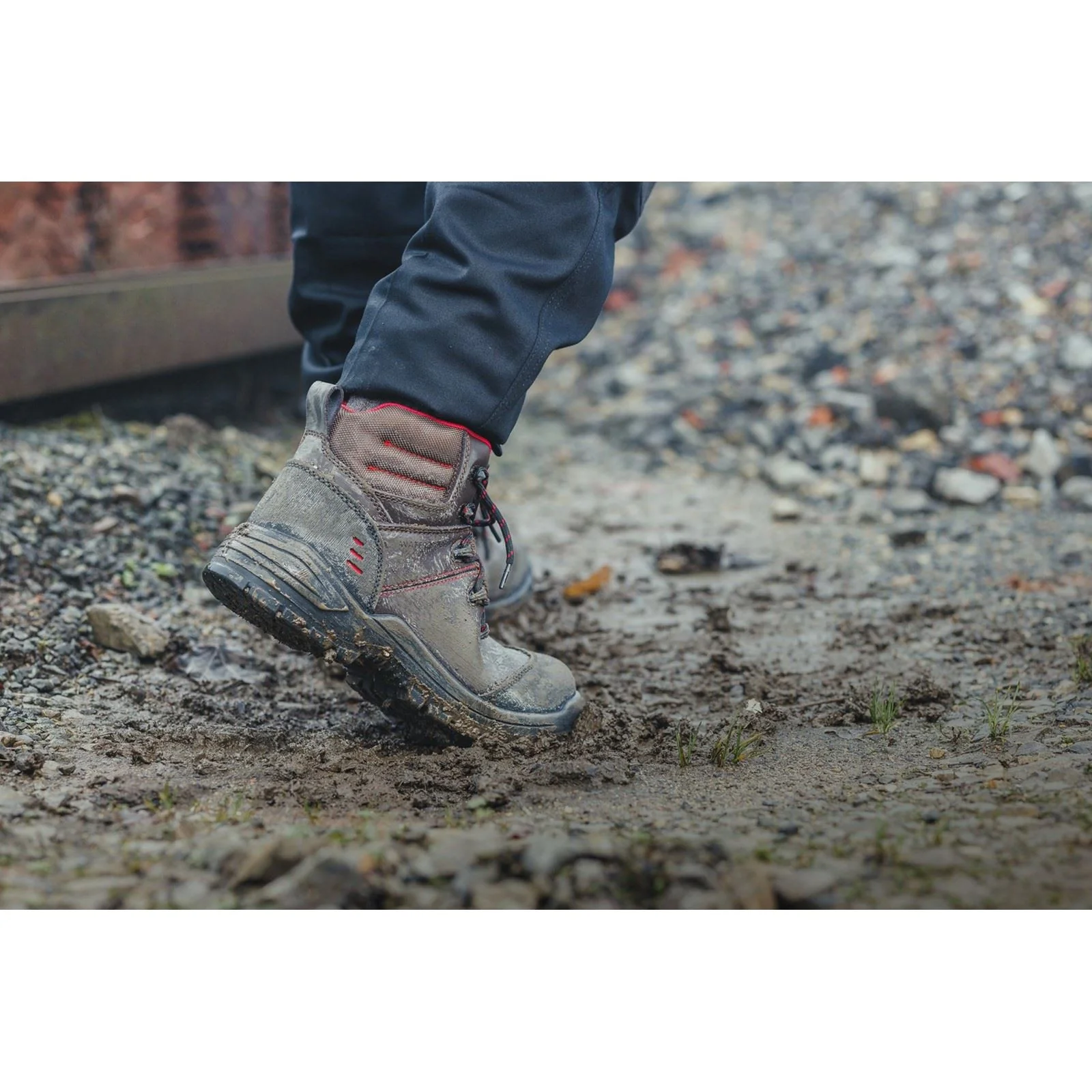 Amblers Safety 308C Metal Free Safety Boot in Brown - Image 5