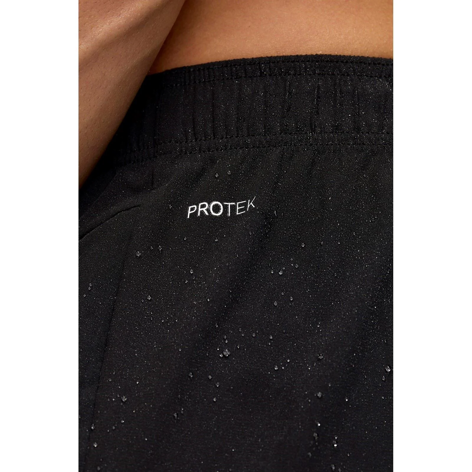 Castore Flex Lightweight Joggers Men's Black Joggers - Image 6