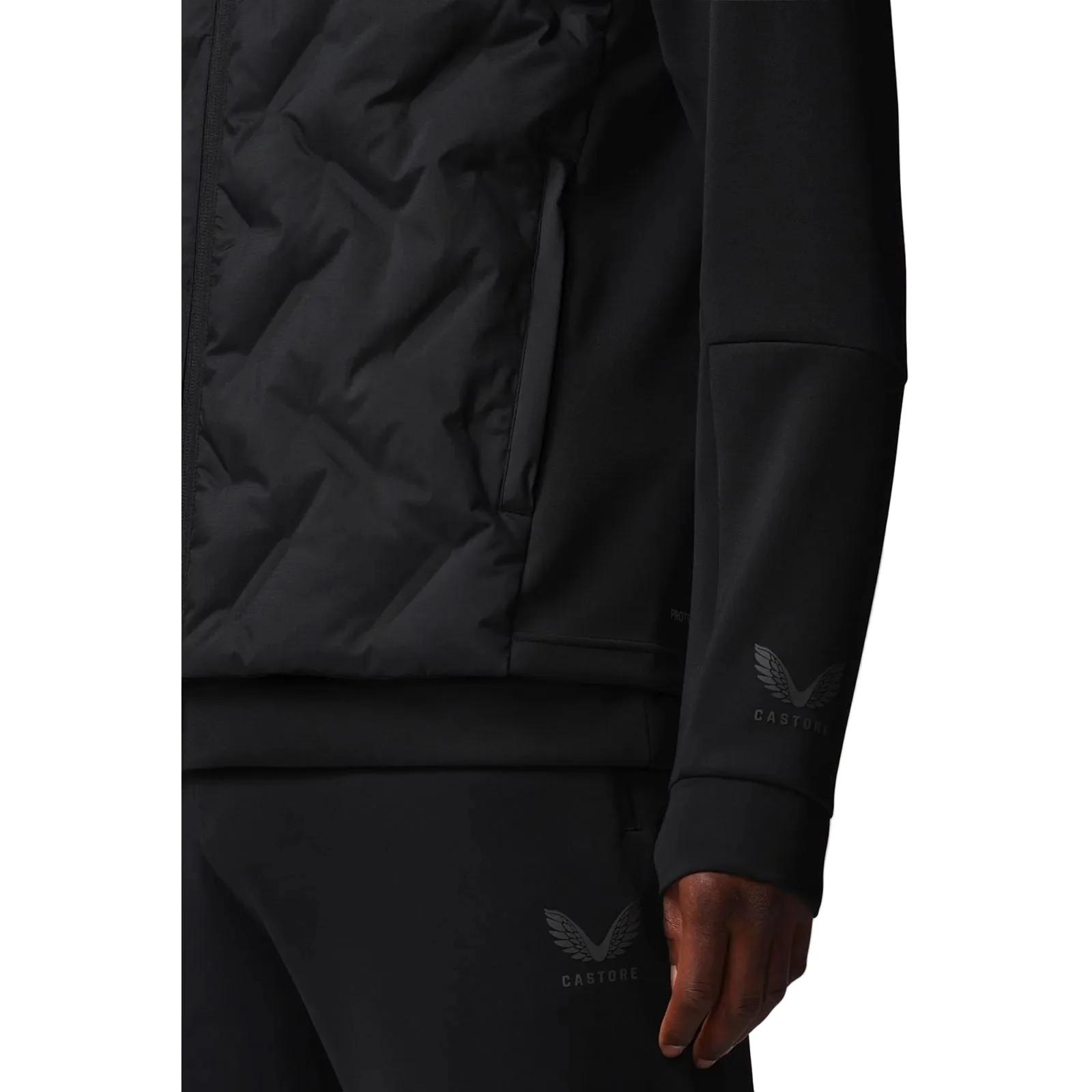 Castore Hybrid Men's Black Gilets - Image 7