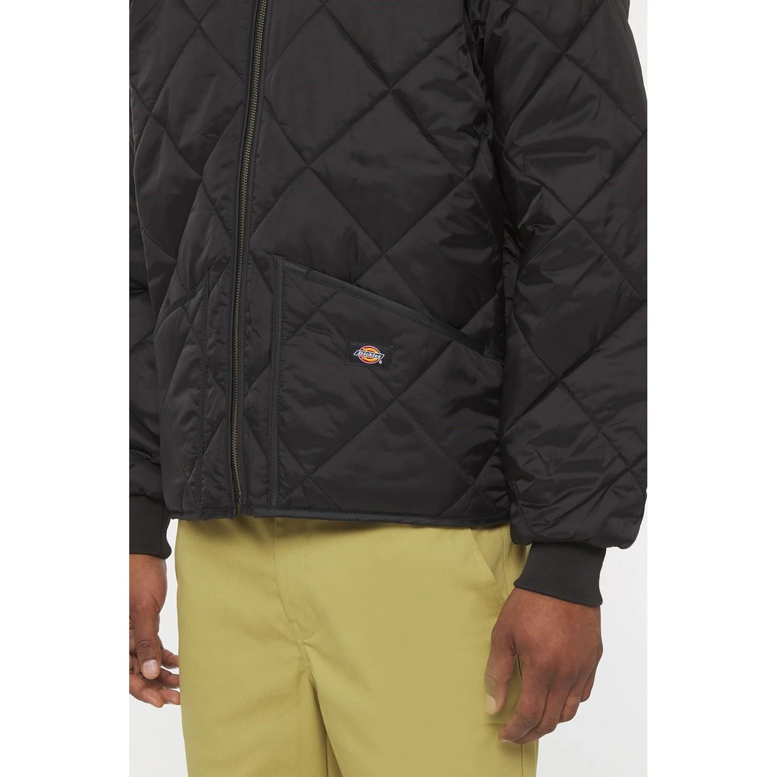 Dickies Men's Diamond Quilted Nylon Jacket in Black - Image 5