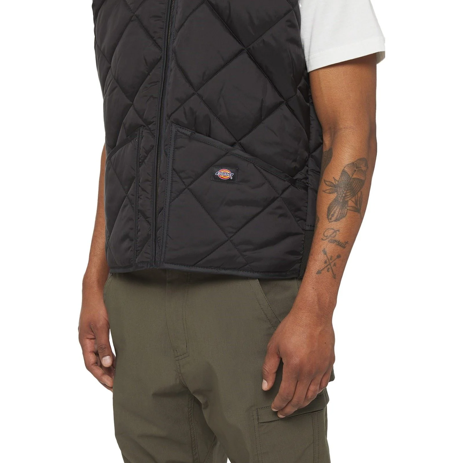 Dickies Men's Diamond Quilted Vest in Black - Image 5