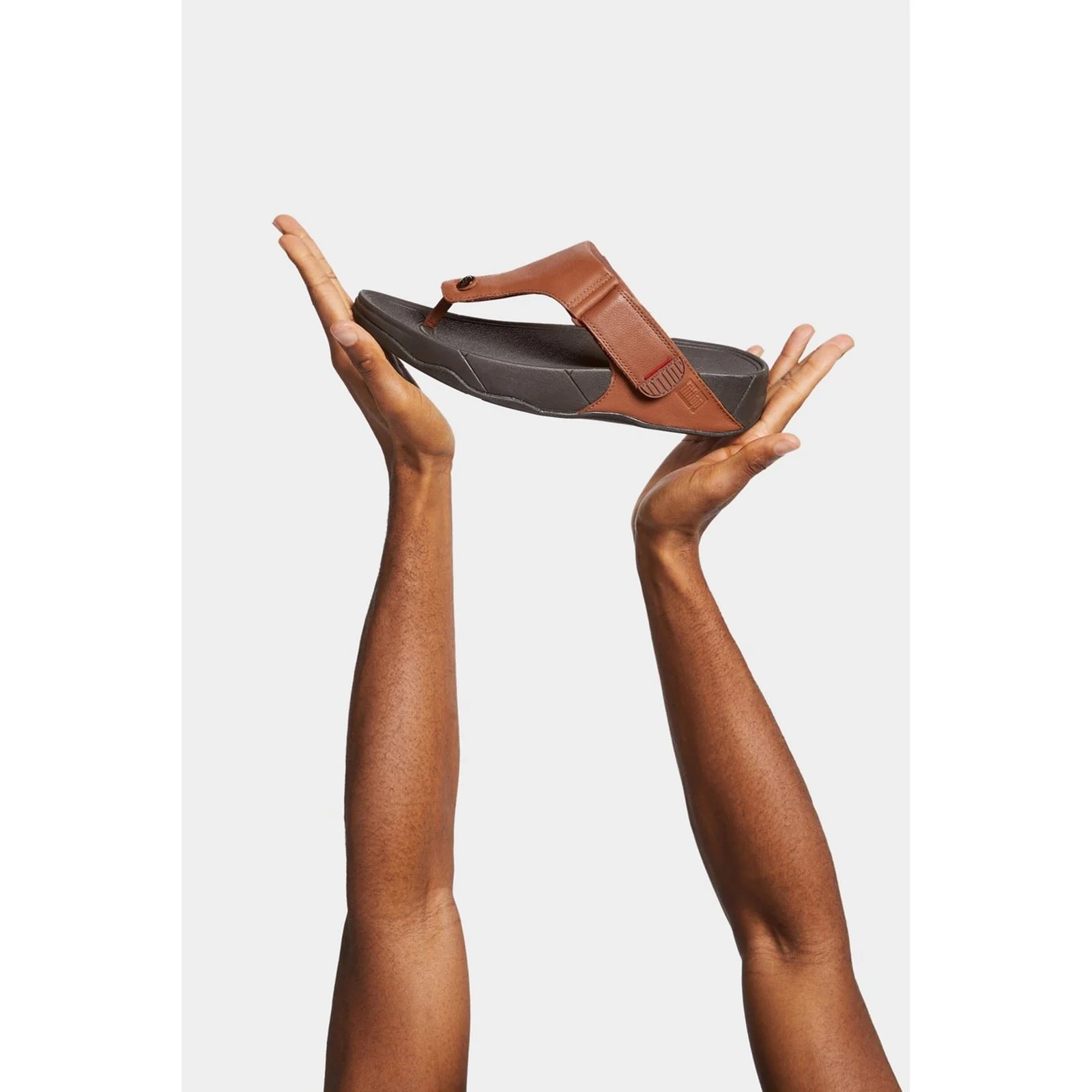 Fitflop Trakk II Leather Men's Dark Tan Sandals - Image 6
