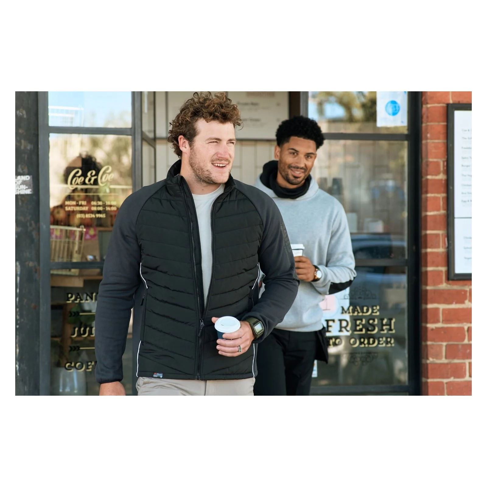 Hard Yakka Men's Apex Hybrid Jacket in Black - Image 9