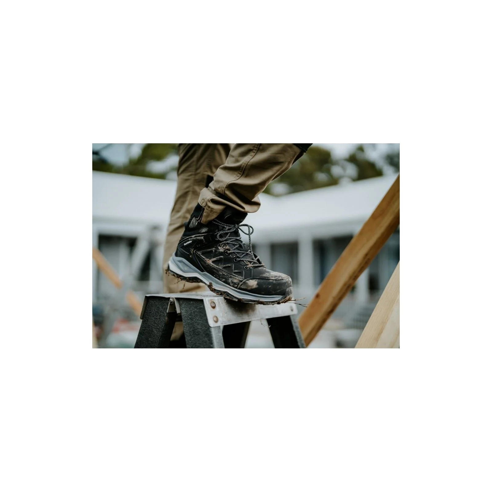 Hard Yakka Unisex Atomic PR Hybrid Side Zip Safety Boot in Black - Image 8