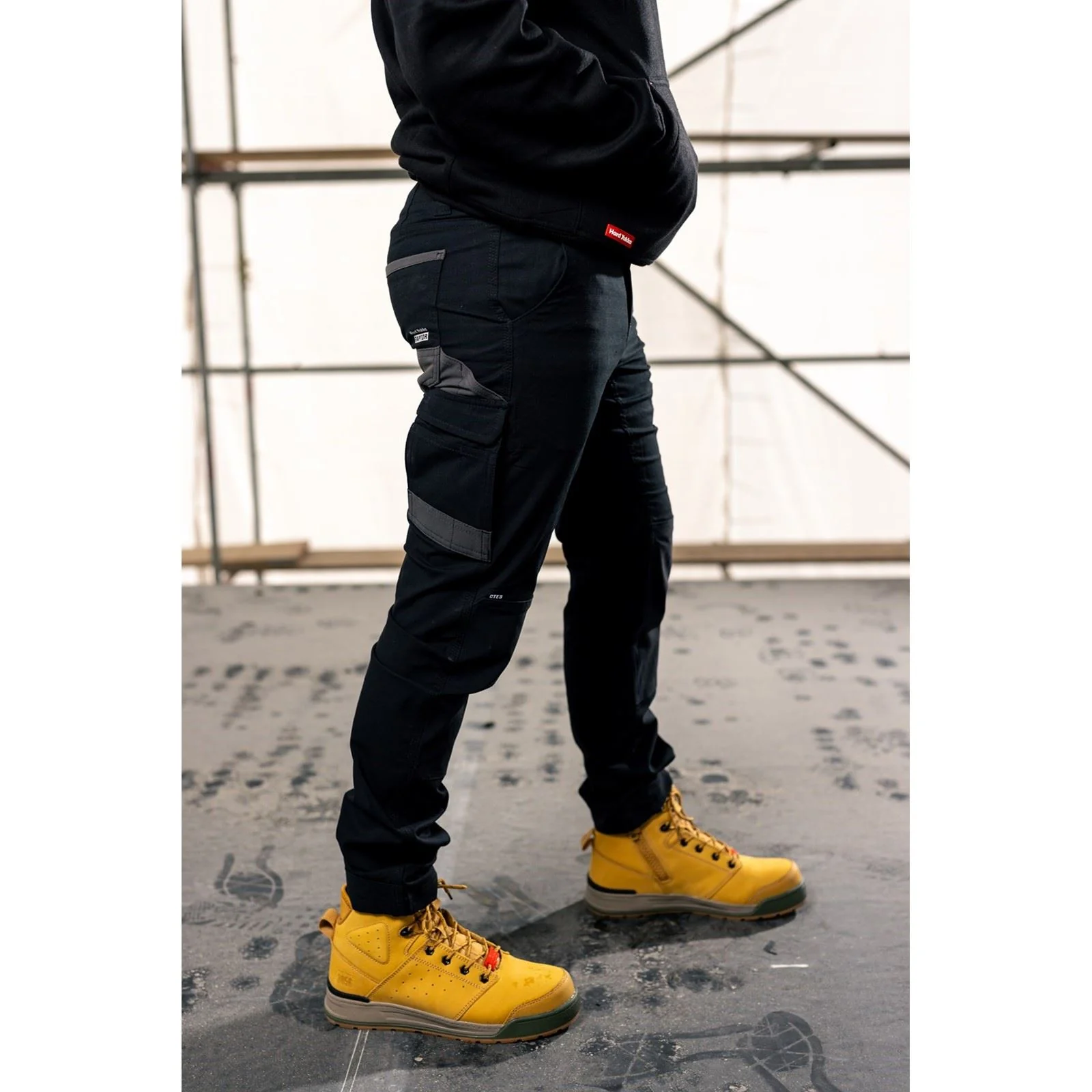 Hard Yakka Men's Raptor Active Pant in Black - Image 4