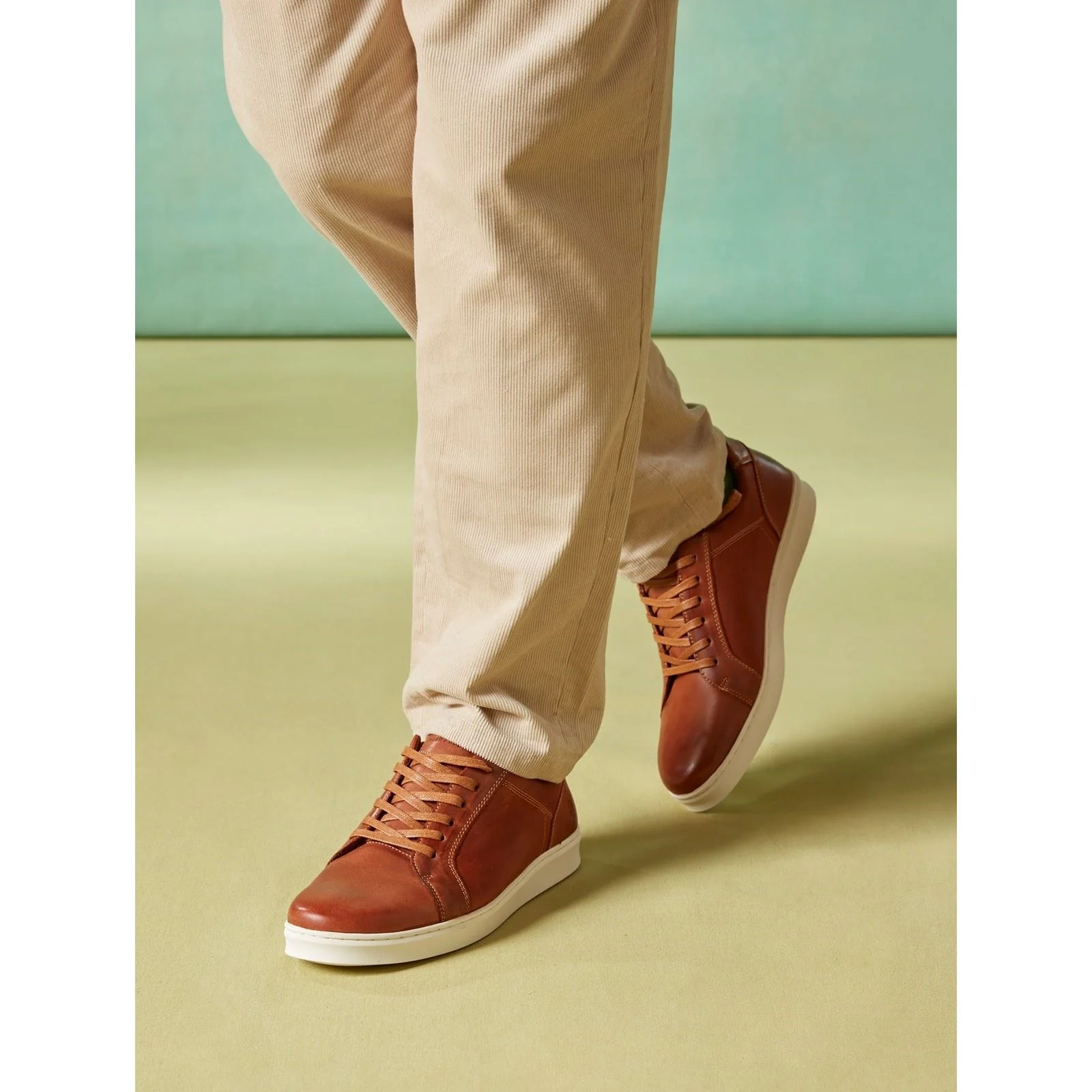 Hush Puppies Madden Leather Men's Tan Trainers - Image 6
