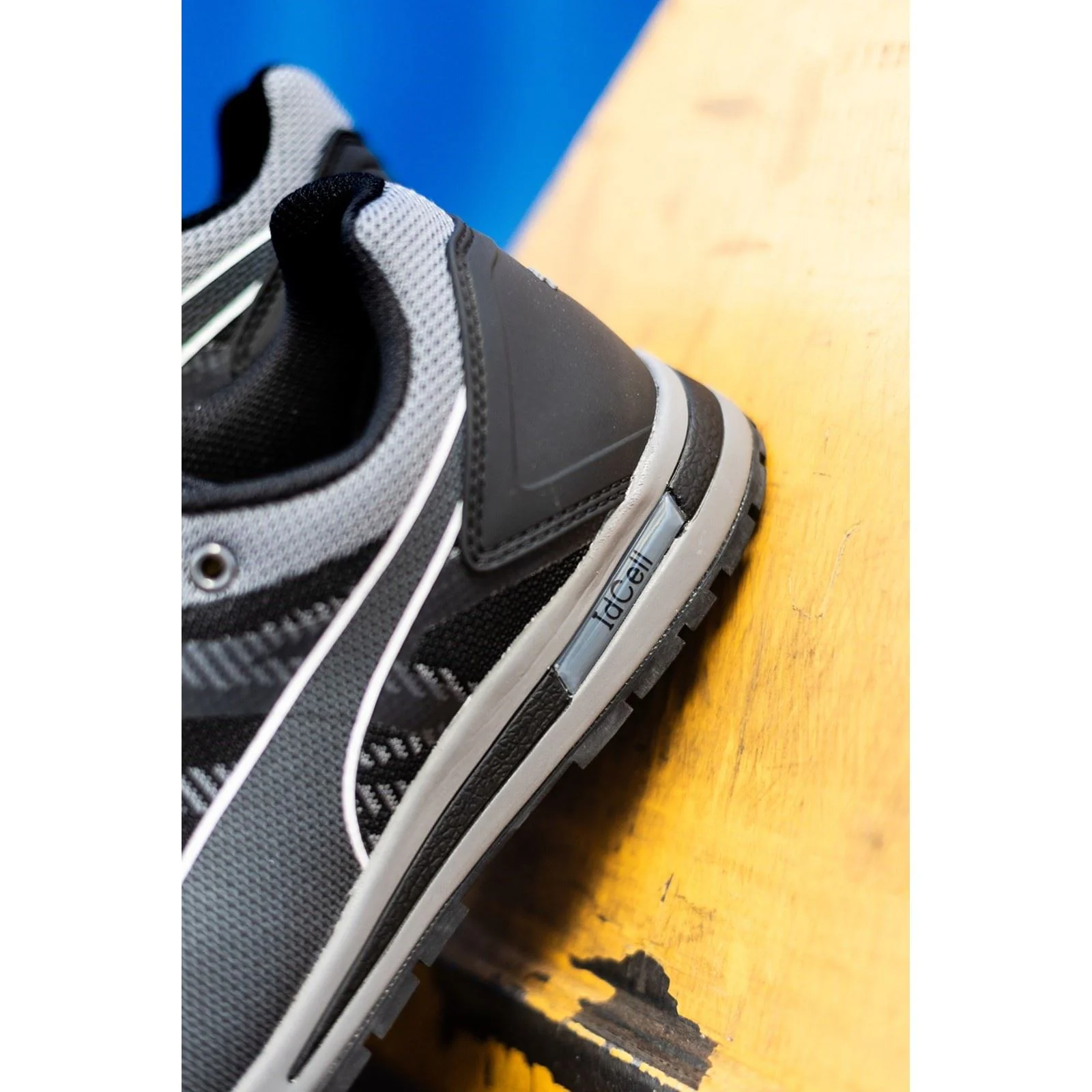 Puma Safety Men's Elevate Knit LOW S1 Safety Trainer in Black - Image 7