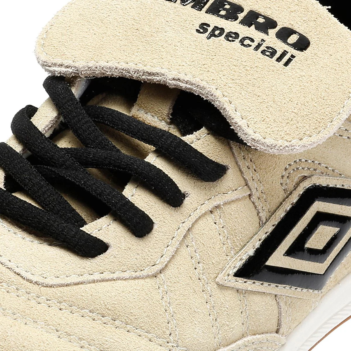 Umbro Speciali TR Suede Dust/Black/Sand Trainers - Image 7