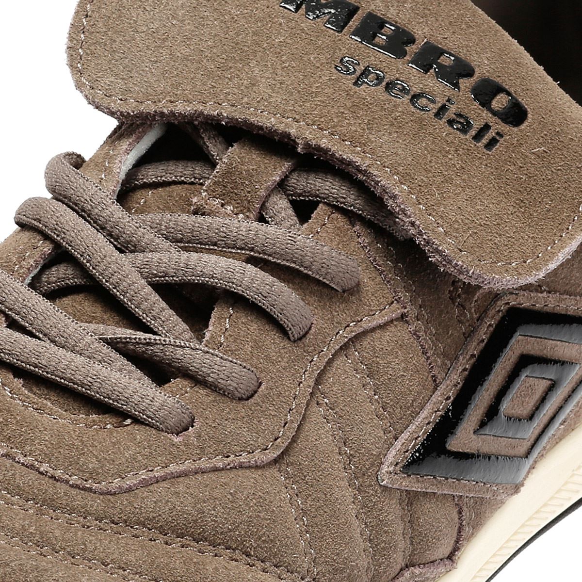 Umbro Speciali TR Suede Nickel/Black/White Trainers - Image 7